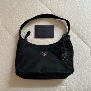Prada Re-edition 2000 Black Bag